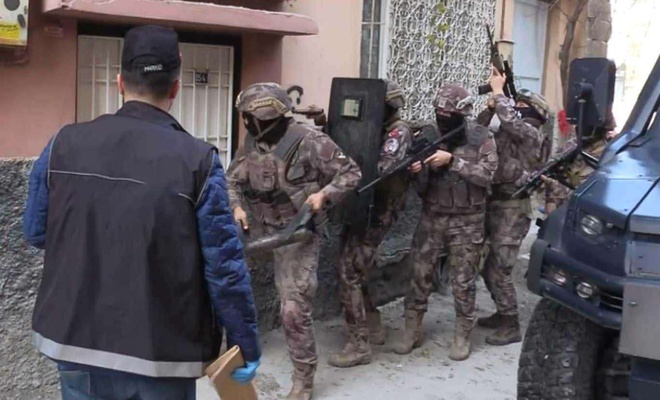 Gaziantep'te DAİŞ operasyonunda yakalanan 3 zanlı tutuklandı