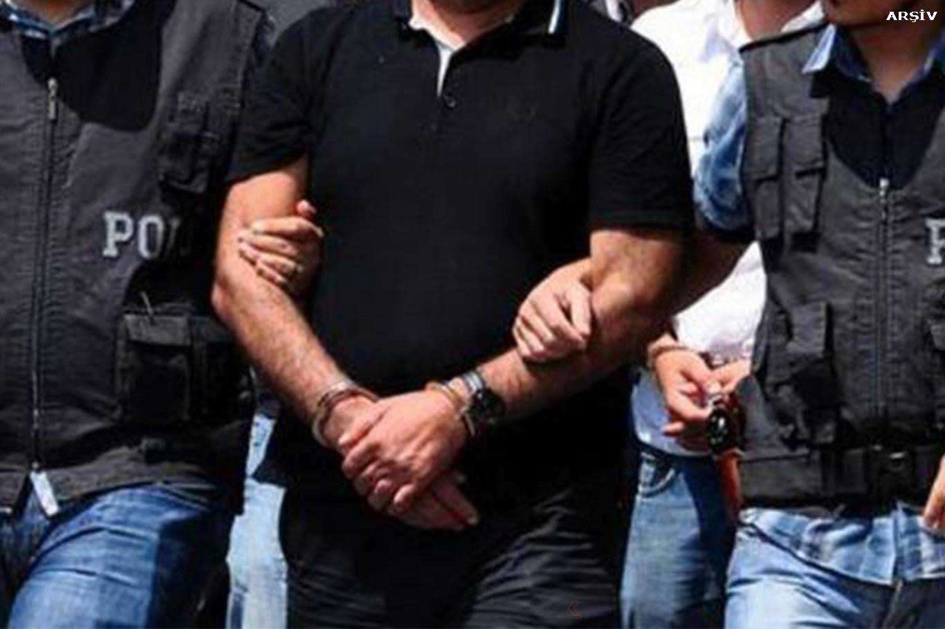 Gaziantep’te aranma kaydı bulunan 2 şahıs tutuklandı