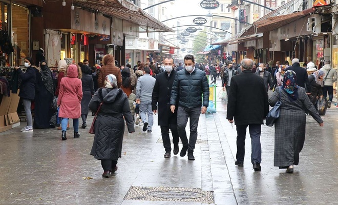 Bakan Koca’nın uyardığı Gaziantep’te sokaklar sakinleşmeye başladı