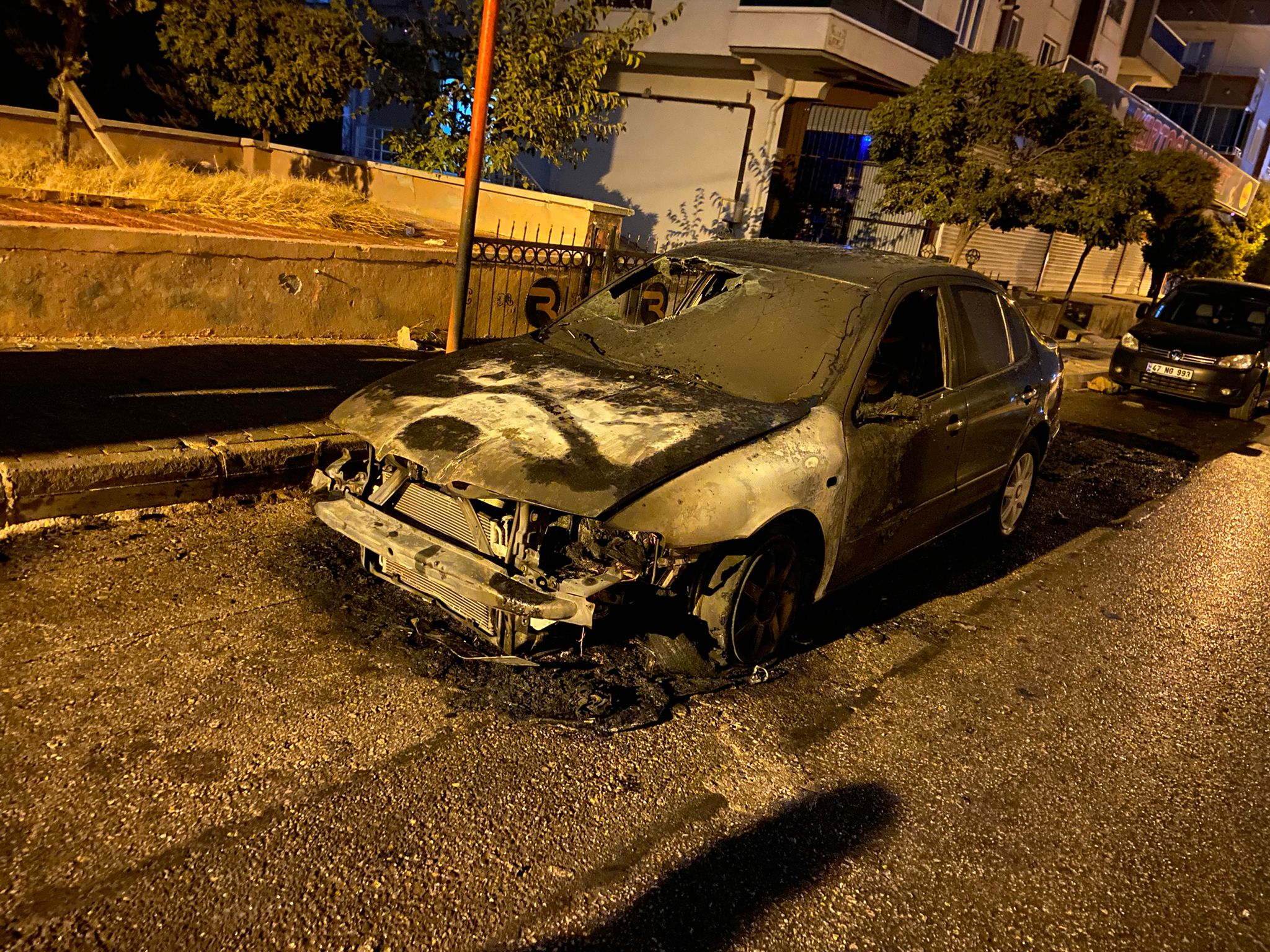 Gaziantep'te park halindeki otomobil kundaklandı