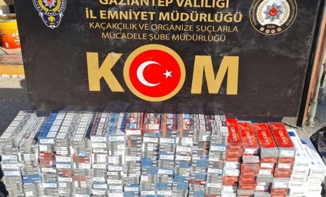 Gaziantep’te 2 bin 700 paket gümrük kaçağı sigara ele geçirildi