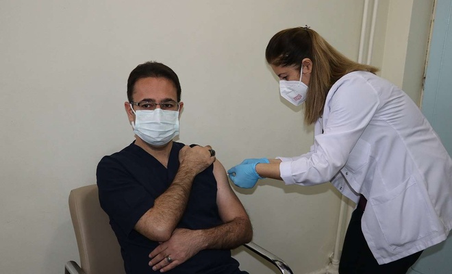 Gaziantep'te ikinci doz aşı uygulaması başladı