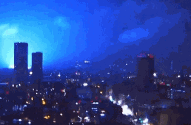 Deprem gecesi görülen mavi ışıkla ilgili resmi açıklama