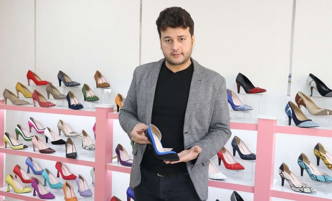 Suriyeli ayakkabı ustaları Türkiye’de meslekleri sayesinde hayata tutundu