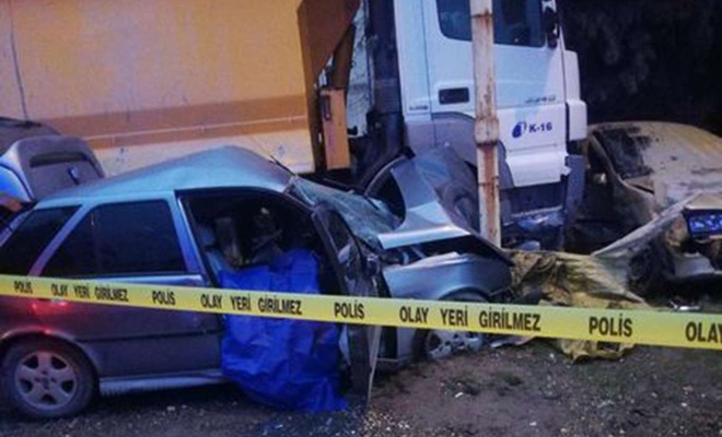 Gaziantep’te hafriyat kamyonu ile otomobil çarpıştı: Bir ölü
