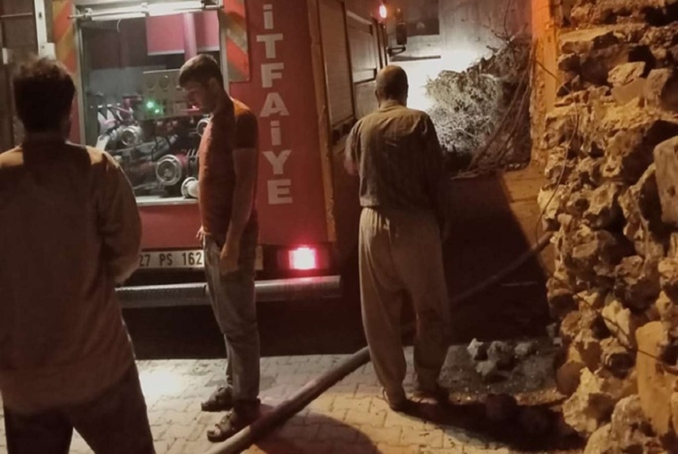 Gaziantep'te bir evde çıkan yangın maddi zarara yol açtı