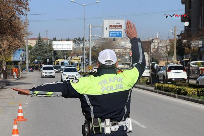 Gaziantep'teki trafik denetiminde 5 bin 689  sürücüye ceza yazıldı