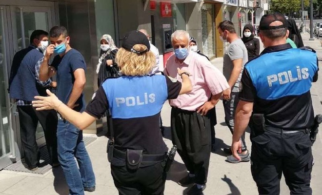 Gaziantep’te 985 kişiye sosyal mesafe ve maske cezası verildi