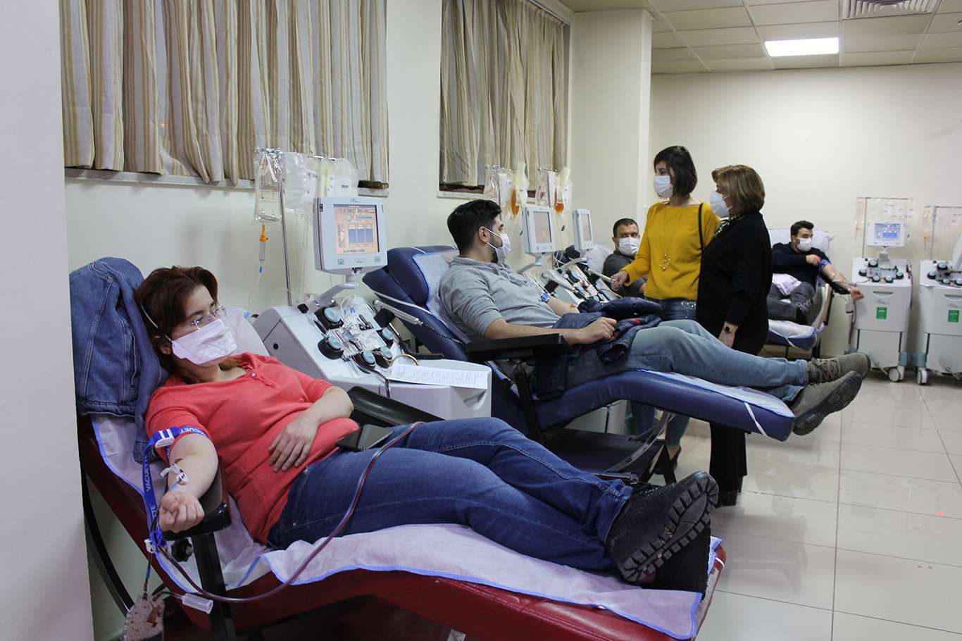 Gaziantep'te doktorlar immün plazma bağışında bulundu