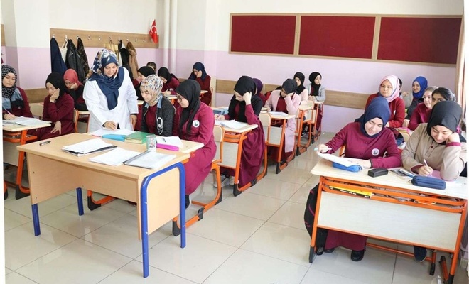 Gaziantep’e bin 767 öğretmen atandı