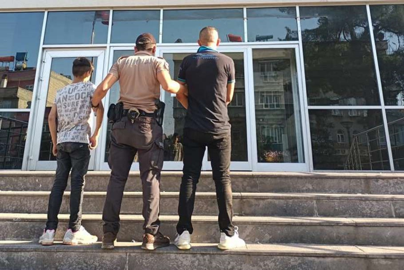 Gaziantep’te hırsızlık yapan 2 kişi gözaltına alındı