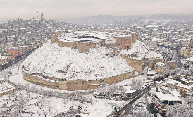Gaziantep Valisi Gül kar yağışı uyarısında bulundu