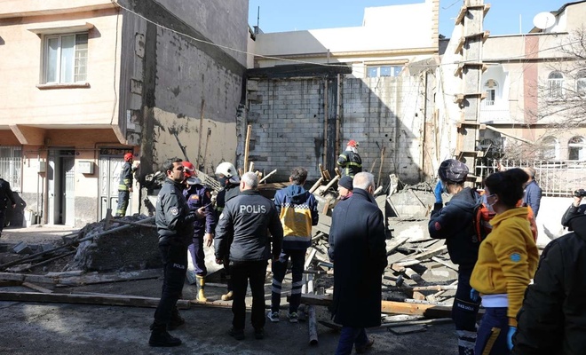 Gaziantep'te inşaat çöktü: 3 işçi yaralandı