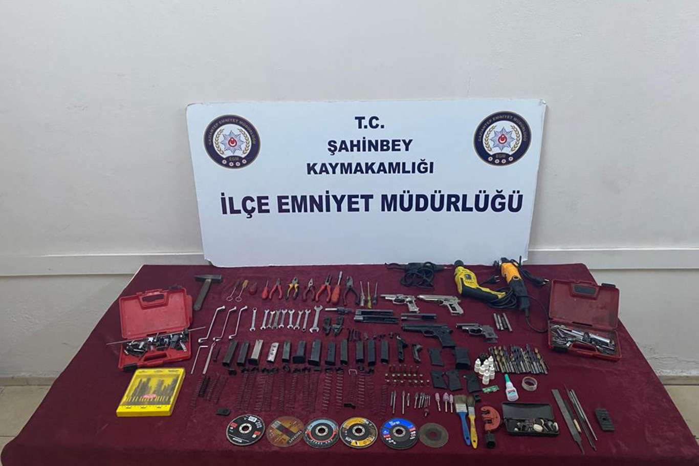 Gaziantep'te kaçak silah operasyonu: 1 gözaltı