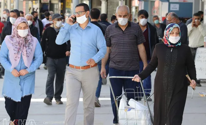 Gaziantep'te 1912 kişiye “sosyal mesafe ve maske” cezası verildi