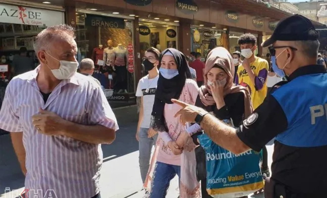 Gaziantep'te 2 bin 938 kişiye maske takmama ve sosyal mesafe cezası