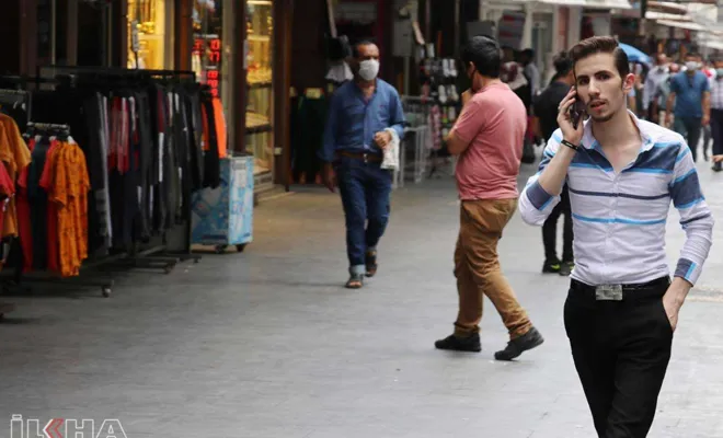 Vakaların arttığı Gaziantep'te maske ve sosyal mesafe denetimleri devam ediyor