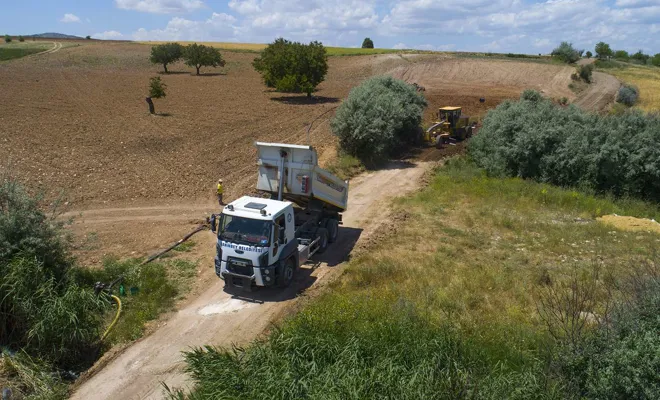 Gaziantep’te köy yolları genişletiliyor