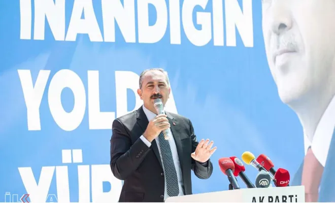 Adalet Bakanı Gül'den İstanbul Barosu'na tepki