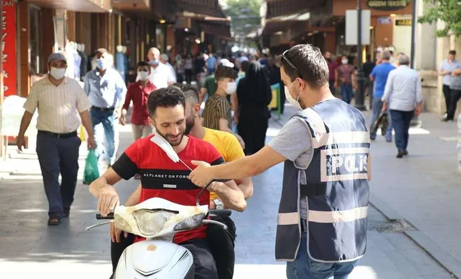 Gaziantep'te Covid-19 denetimleri devam ediyor