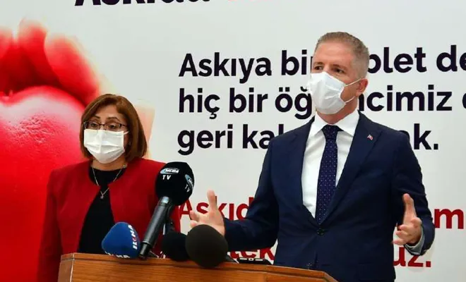 Gaziantep’te “askıda tablet” kampanyası başlatıldı