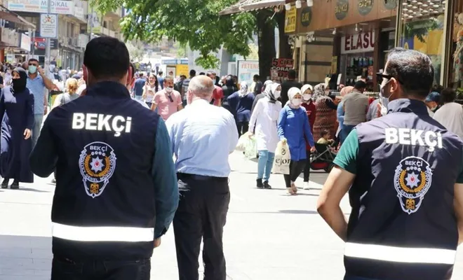 Covid-19 kurallarına uymayan bin 375 kişiye idari işlem uygulandı