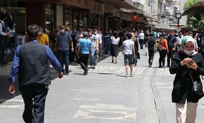 Covid-19 kurallarına uymayanlara cezai işlem uygulandı