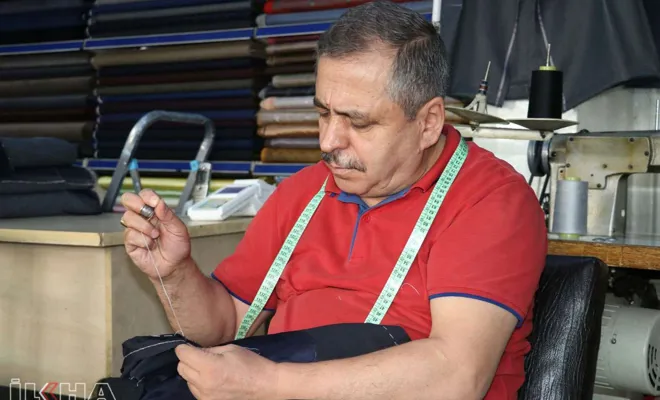 Yarım asırdır 'Terzilik' mesleğini severek sürdürüyor