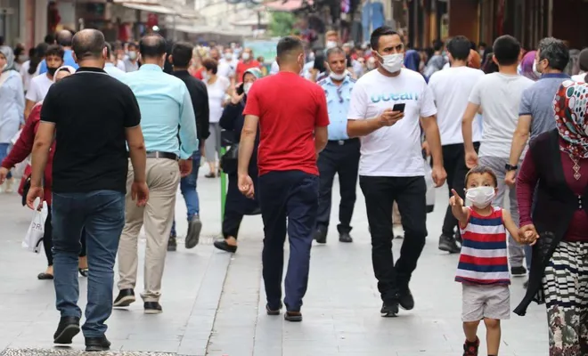  Covid-19 kurallarını ihlal ettikleri için 805 kişiye idari işlem uygulandı