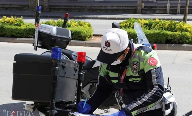 Gaziantep'te 726 kişiye sosyal mesafe ve maske cezası verildi
