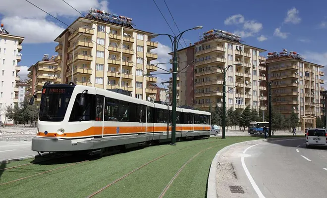 Gaziantep'te toplu ulaşım sokağa çıkma kısıtlamasına göre düzenlendi