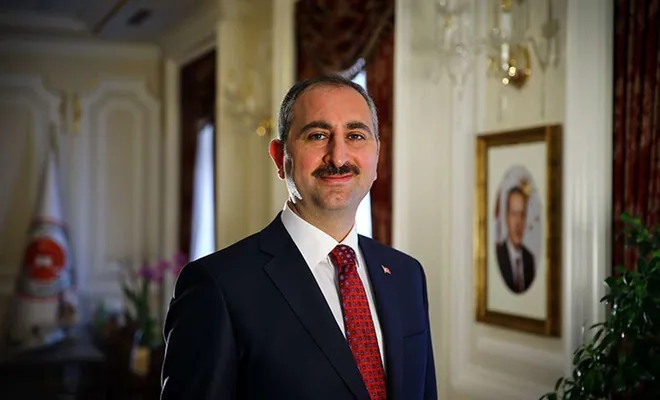 Adalet Bakanı Gül Gaziantep’in kurtuluş yıldönümünü kutladı