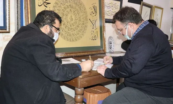 Pandemi nedeniyle işleri düşen esnaf sanata yöneldi