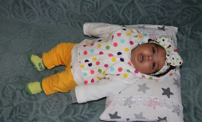 İki çocuğunu SMA'dan kaybeden aile, Küçük Erva'yı da kaybetmek istemiyor