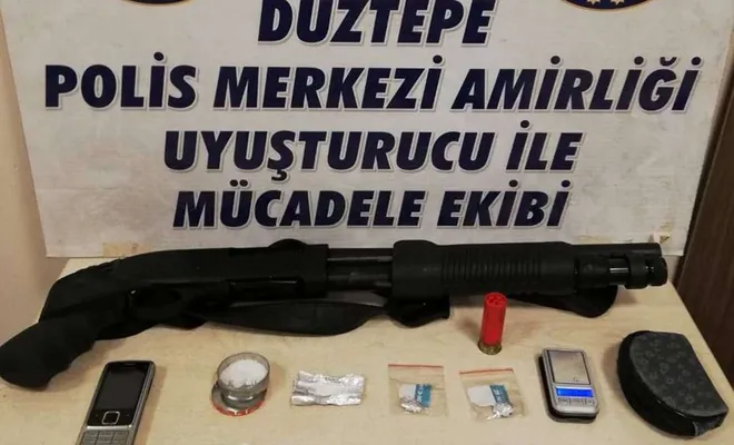 Uyuşturucu karşılığında çalıntı malzemeleri satın alan 4 şüpheli yakalandı
