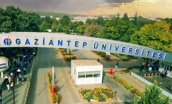 Sağlık Çalışanlarına “Sağlık Hukuku Sertifika Programı Eğitimi” verilecek