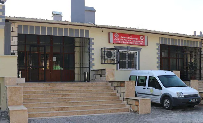 Genç kız babası tarafından silahla vurularak öldürüldü