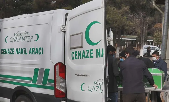 Silah ile vurulan kadının babası ve 4 yakını gözaltına alındı