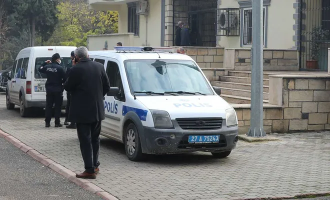 Çöken istinat duvarının altında kalan kişi vefat etti