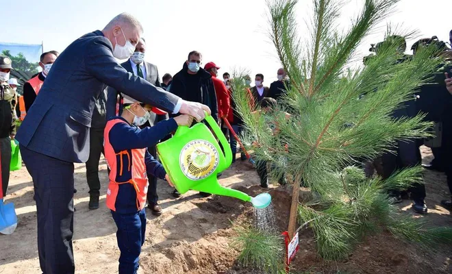 Gaziantep’te 27 milyon fidanın toprakla buluşturulması hedefleniyor