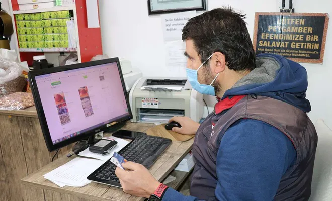 Salgın sürecinde esnaf 'e-ticaret'e sarıldı