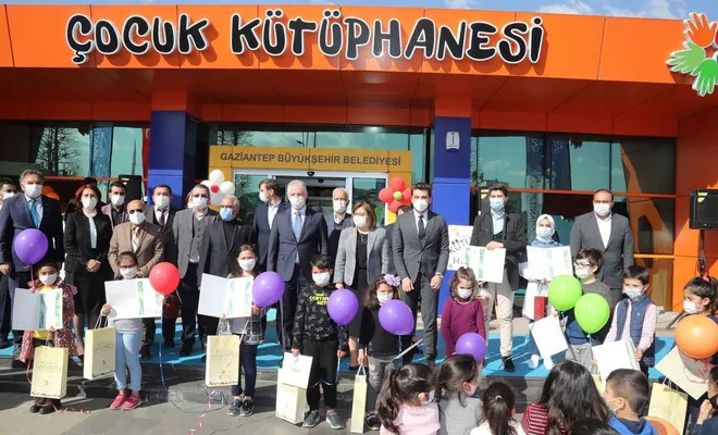 En çok kitap okuyan öğrenciler ödüllendirildi