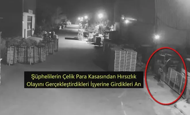 İş yerindeki kasadan para çalan 2 şüpheli tutuklandı