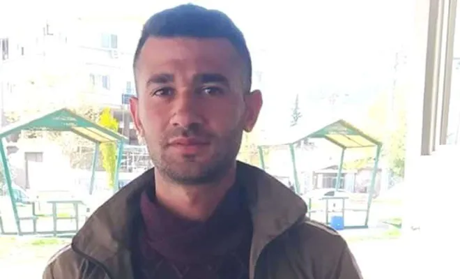 Kamyonetle çarpışan motosikletin sürücüsü hayatını kaybetti 