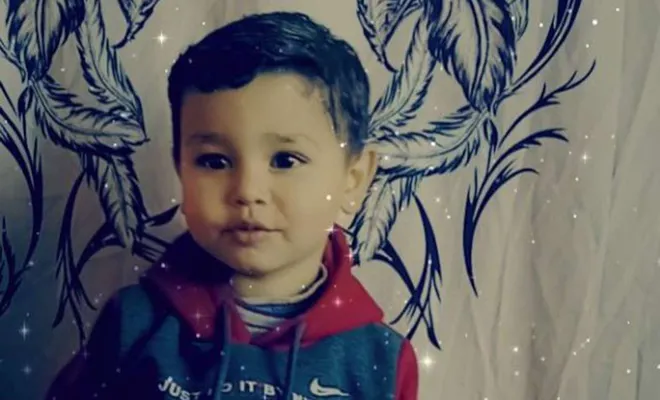 Üzerine motosiklet düşen minik Taha'dan acı haber!