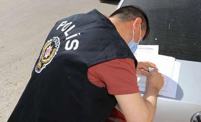 Kısıtlamaları ihlal eden 227 kişiye para cezası