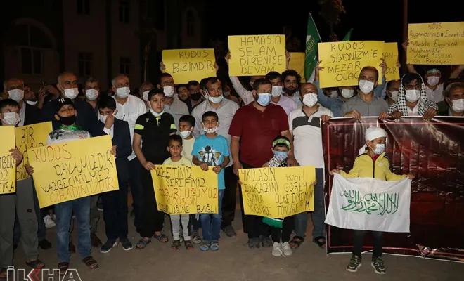 Halk İslam ülkelerinin liderlerinden Kudüs için somut adım atmasını istiyor