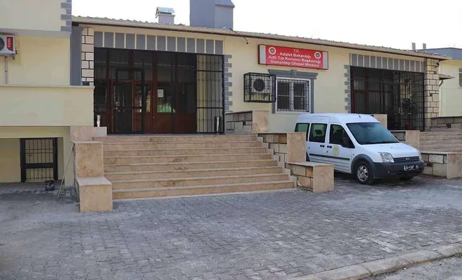 Otomobilin çarptığı yaşlı adam vefat etti