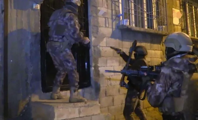 Nizip'te uyuşturucu operasyonu; 13 gözaltı