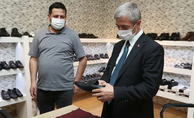 Covid-19 salgınından etkilenen ayakkabıcılara destek